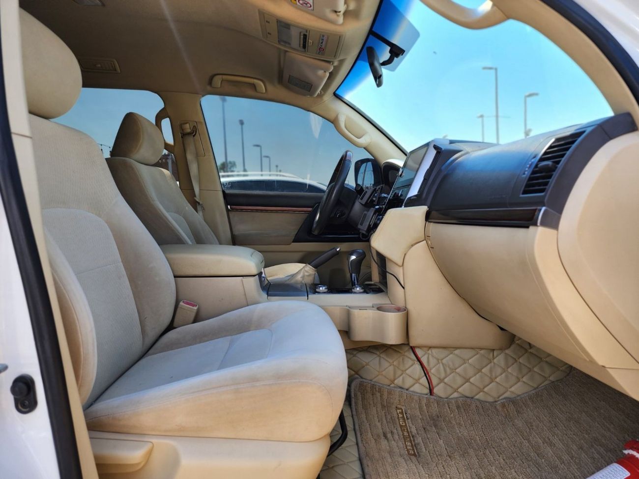 تويوتا لاند كروزر GX.R V8 Deisel