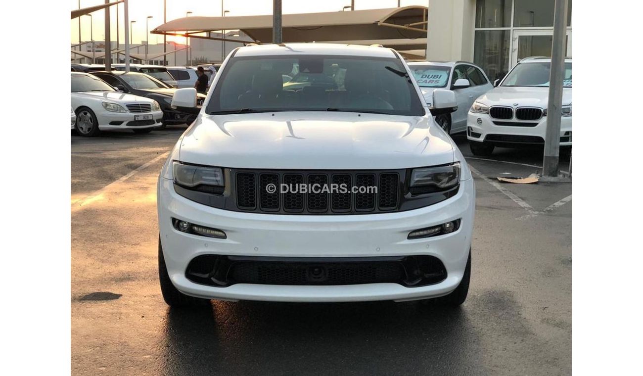 Jeep Grand Cherokee Jeep grand chorque  SRT model 2015 GCC  car one owner full option low mileage  panoramic roof leathe