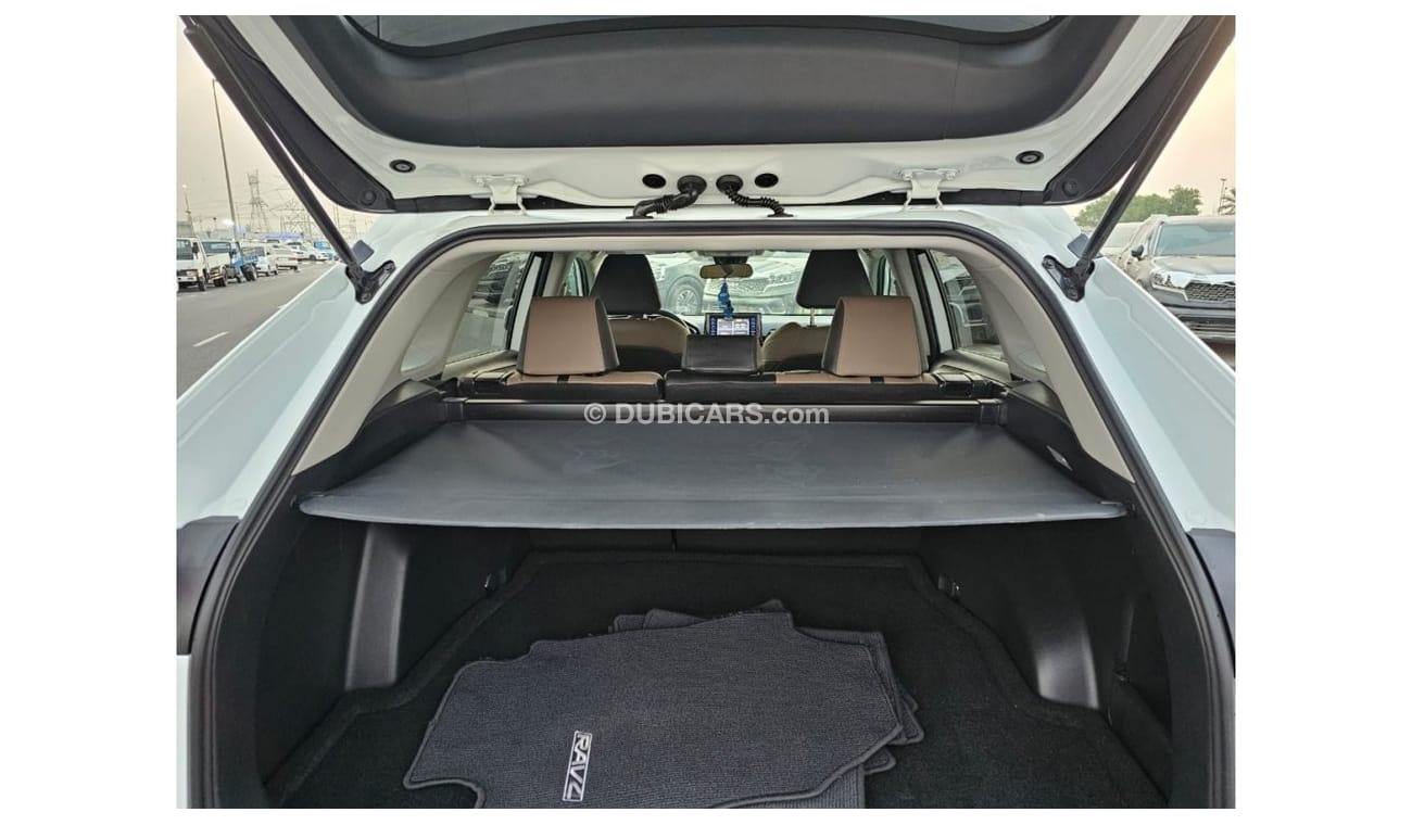 تويوتا راف ٤ 2020 Toyota Rav4 XLE 2.5l V4 /