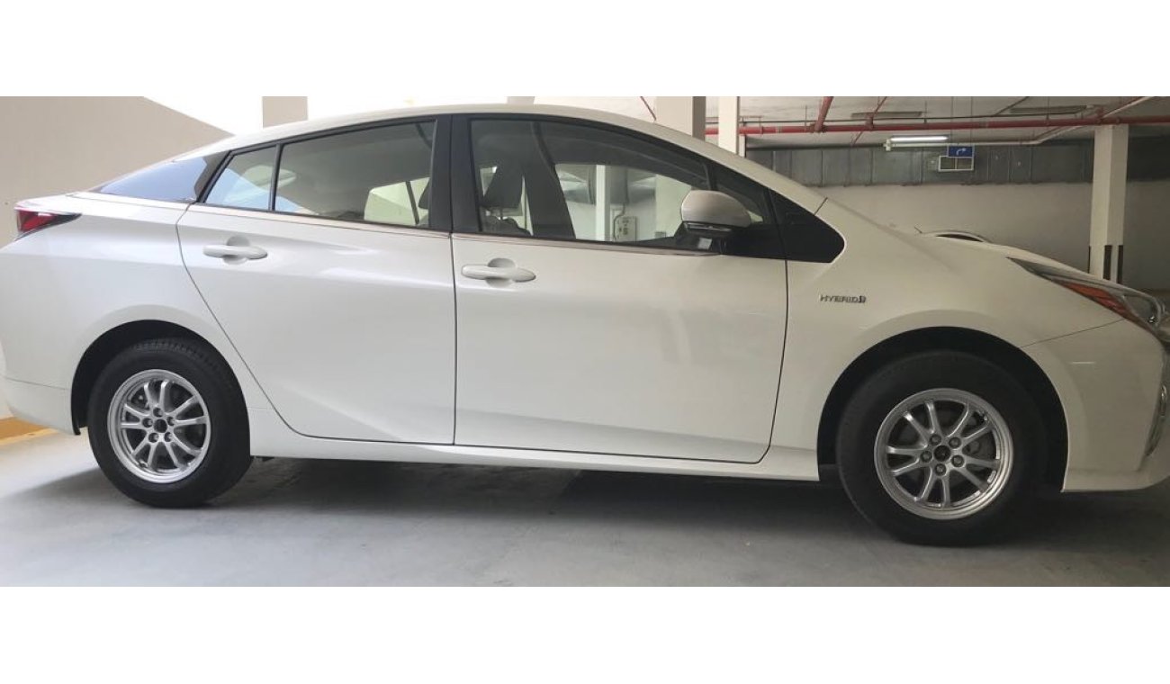 Toyota Prius 1.8L- HYBRID - 2017