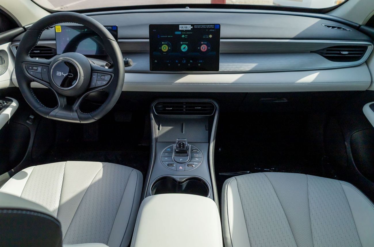 BYD Seal 2025 BYD Seal 05 Dm-I Luxury 1.5L - Plug-In Hybrid - Grey Inside Grey | Export Only