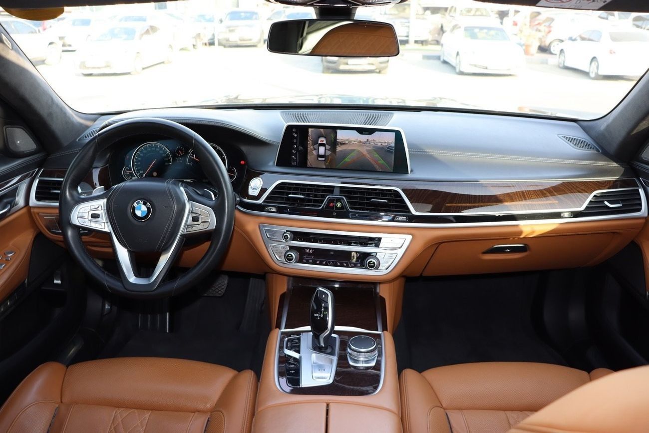 BMW 740Li Luxury 3.0L (335 HP) BMW 740Li VIP / 2017 / GCC / 92,000KM / First Owner