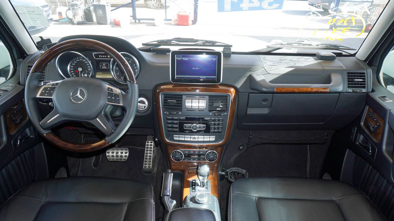 Mercedes-Benz G 550