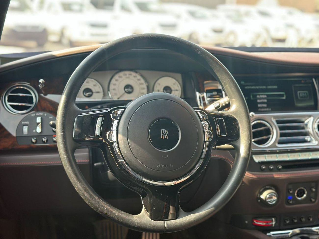 رولز رويس جوست Rolls Royce Ghost 2019 Korean Specs