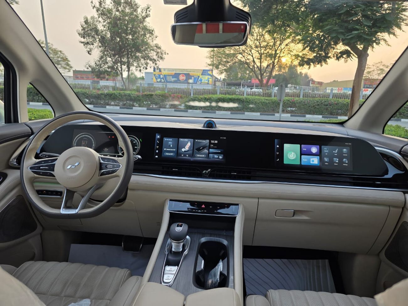 Rabdan Seven GCC SPECS FULL SERVICE HISTORY 3 YEARS WARRANTY