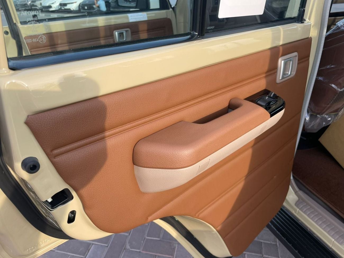 Toyota Land Cruiser 70