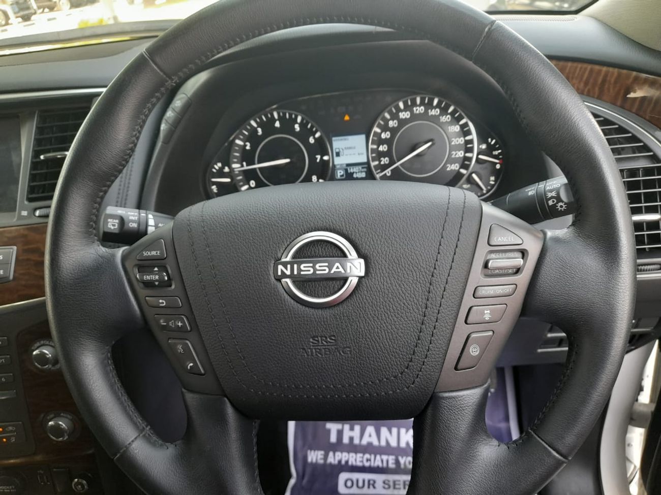 نيسان باترول Platinium 5.6cc V8 petrol Auto Right-Hand drive