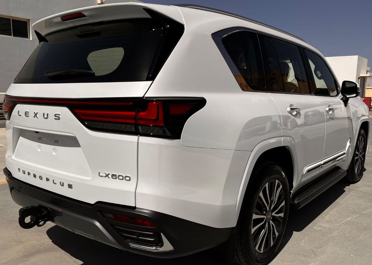 Lexus LX600 2026 Lexus LX 600 Turbo plus 3.5L AT Petrol Turbo