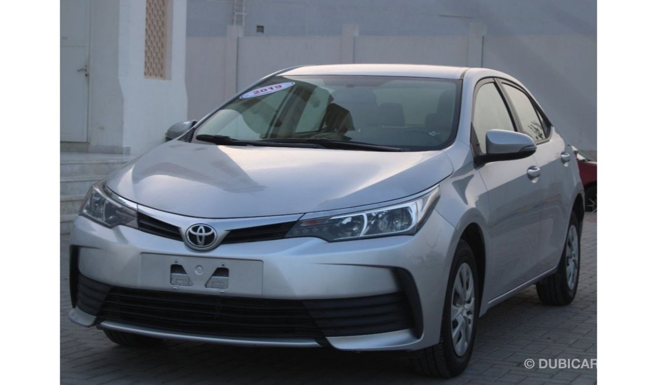 Toyota Corolla SE TOYOTA COROLLA 2019 SILVER GCC EXCELLENT CONDION WITHOUT ACCIDENT