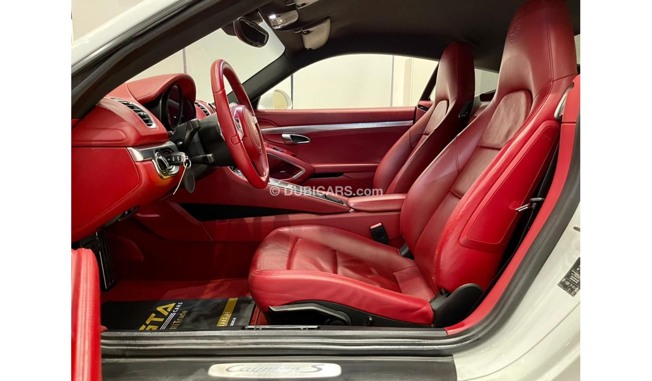 Porsche 718 Cayman 2014 Porsche Cayman S ( GT4 BODY KIT ), Porsche Service History, Warranty, GCC