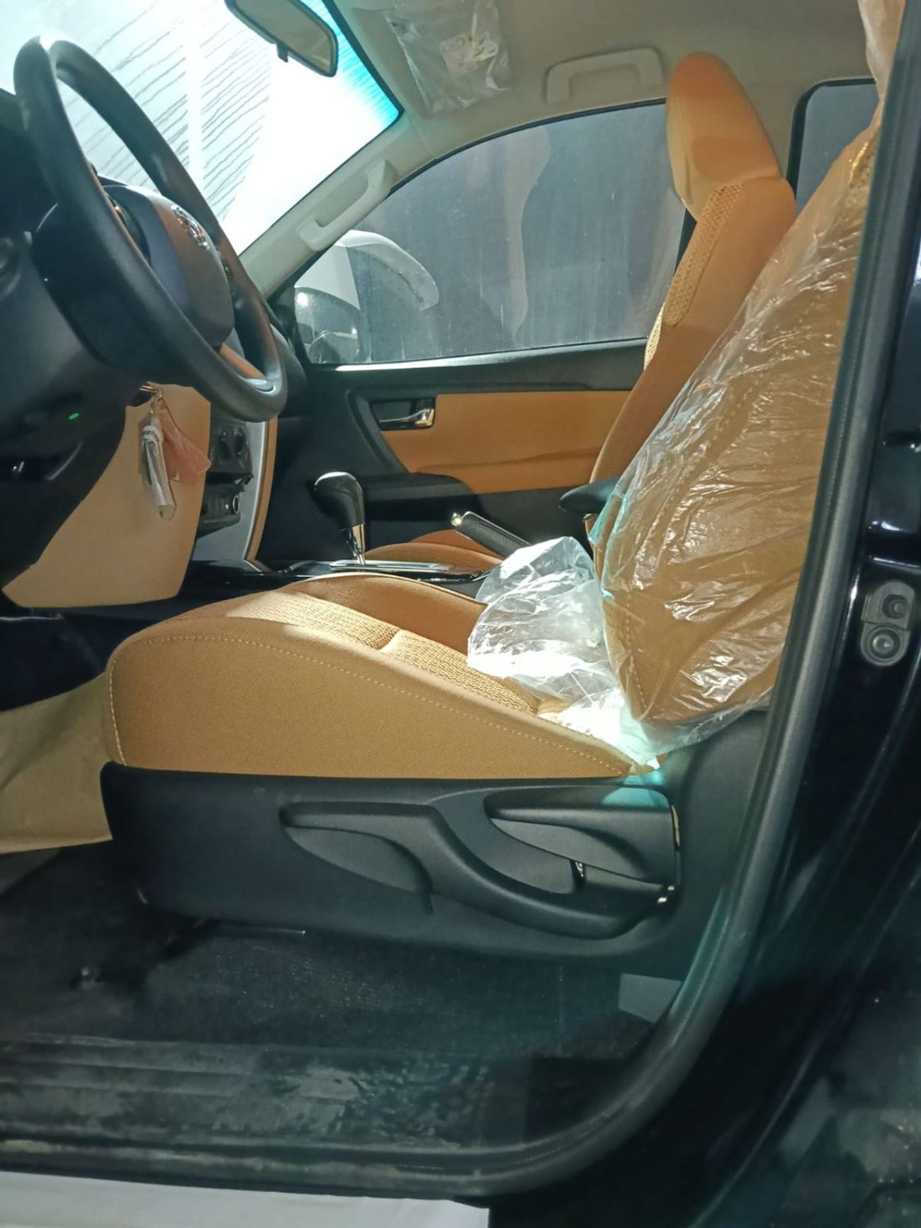 Toyota Fortuner GX2 4X4 Diesel 2.4L