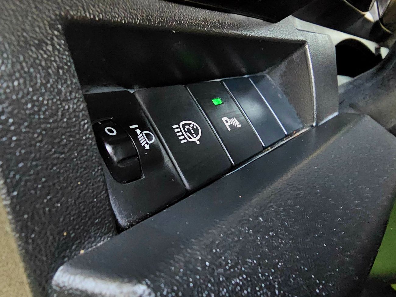 سوزوكي جيمني GLX/ DUAL TONE/ AUTOMATIC/ ORIGINAL PAINT/ 1.5L V4/ LOW MILEAGE