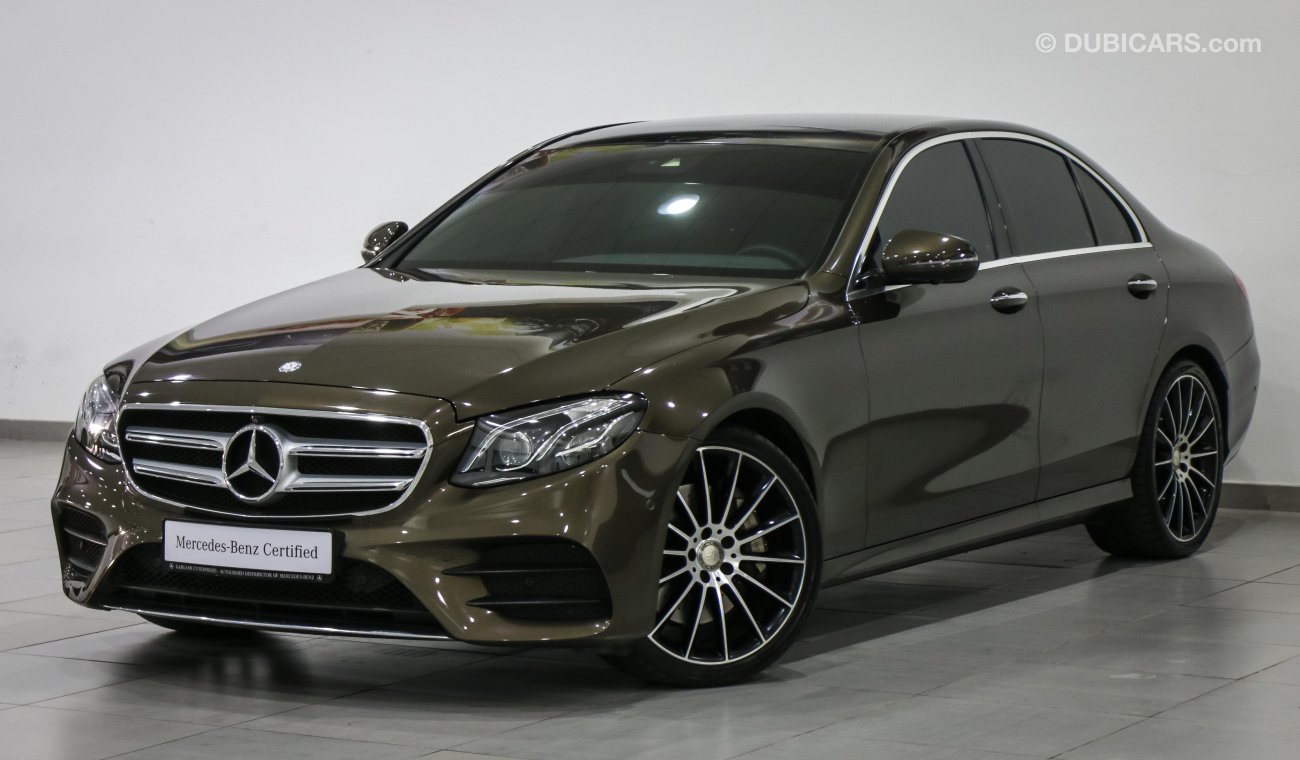 مرسيدس بنز E 400 محرك 4Matic V6 معتمد بحالة ممتازة مملوكة مسبقًا