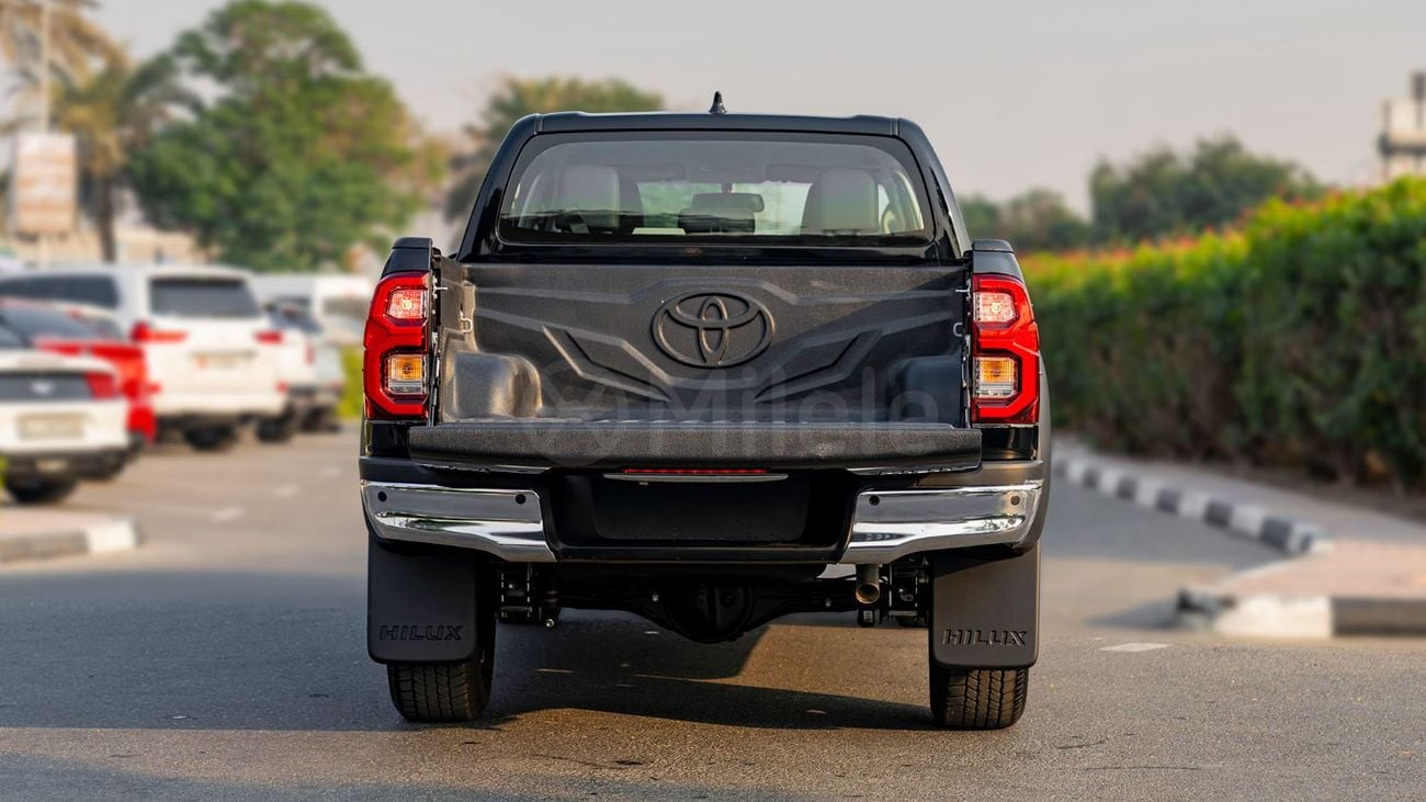 تويوتا هيلوكس (RHD) TOYOTA HILUX DC | EXPORT ONLY