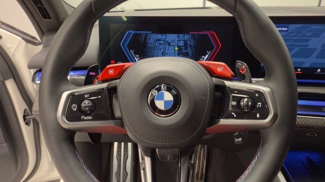 BMW M5 G90 - GCC Specs with dealer warranty and service