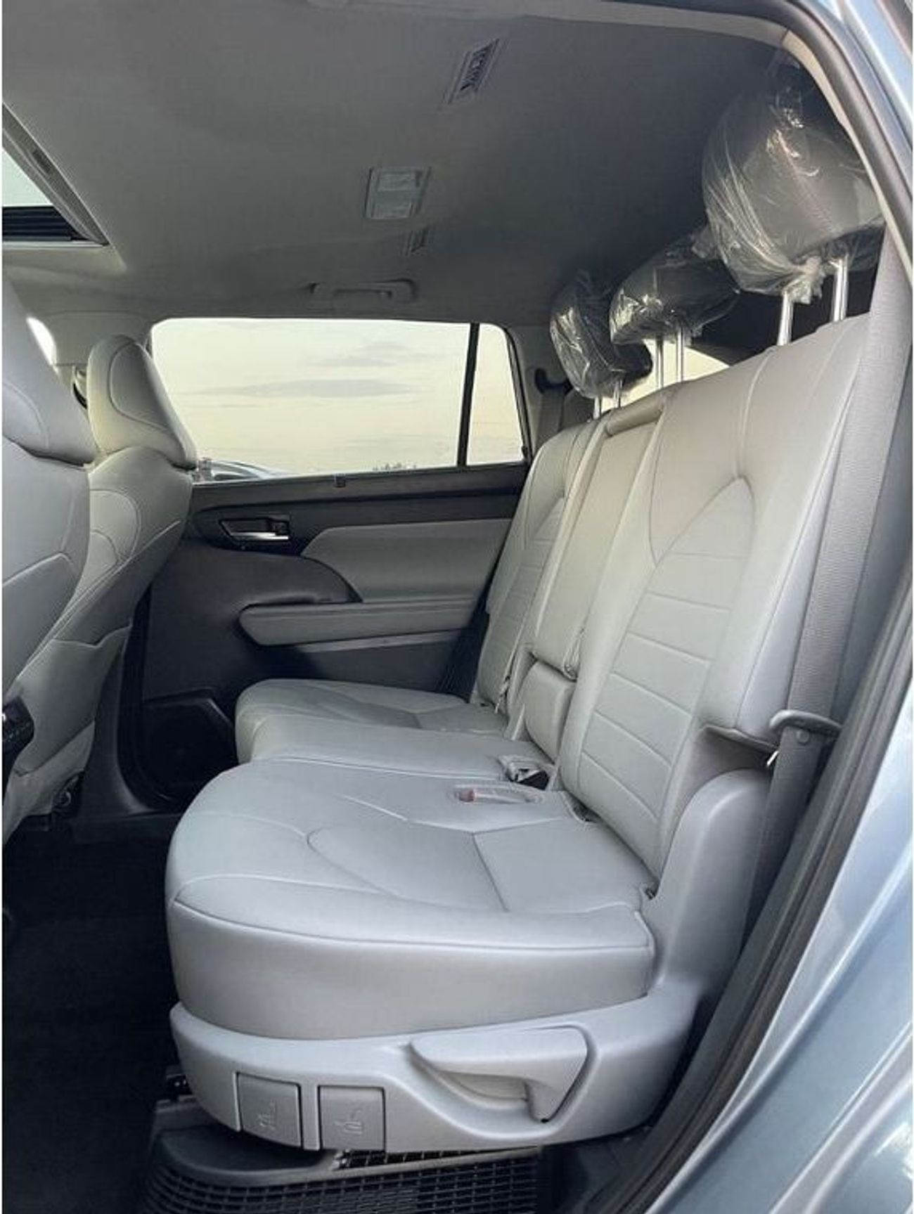 Toyota Highlander VXR 2.5L 2021 TOYOTA HIGHLANDER XLE HYBRID FULL OPTION IMPORTED FROM USA