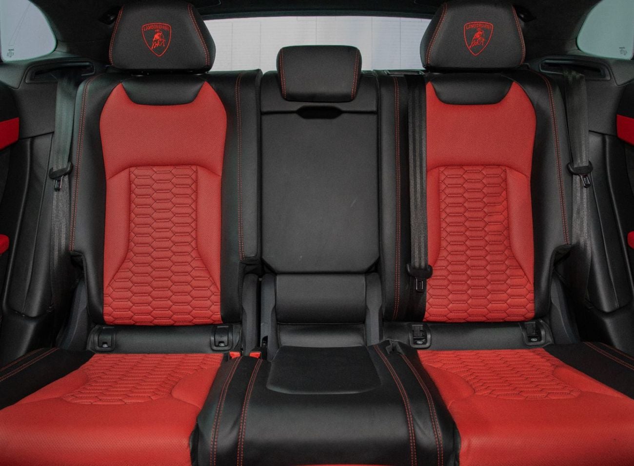 Lamborghini Urus STD