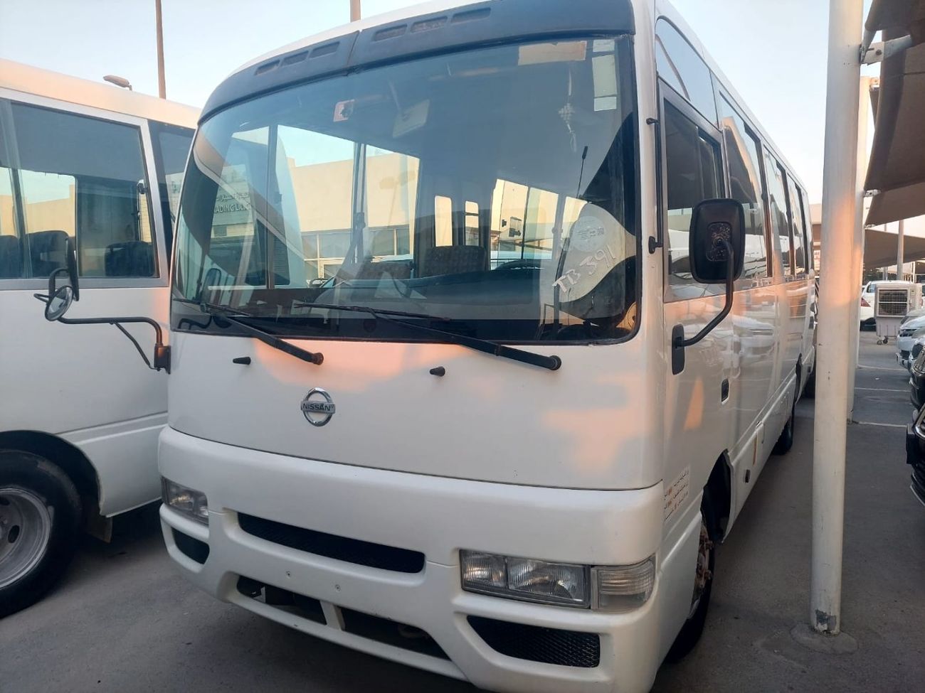 Nissan Civilian DIESEL 30 SEATER MANUAL TRANSMISSION