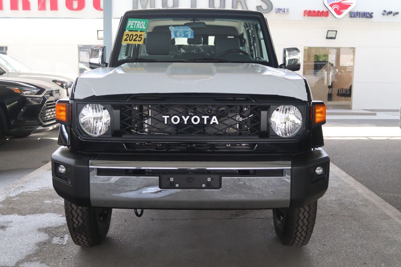 Toyota Land Cruiser 70 GRJ76 4.0 V6 PETROL M/T 40th ANNIVERSARY **EXPORT ONLY**التصدير فقط خارج الخليج***