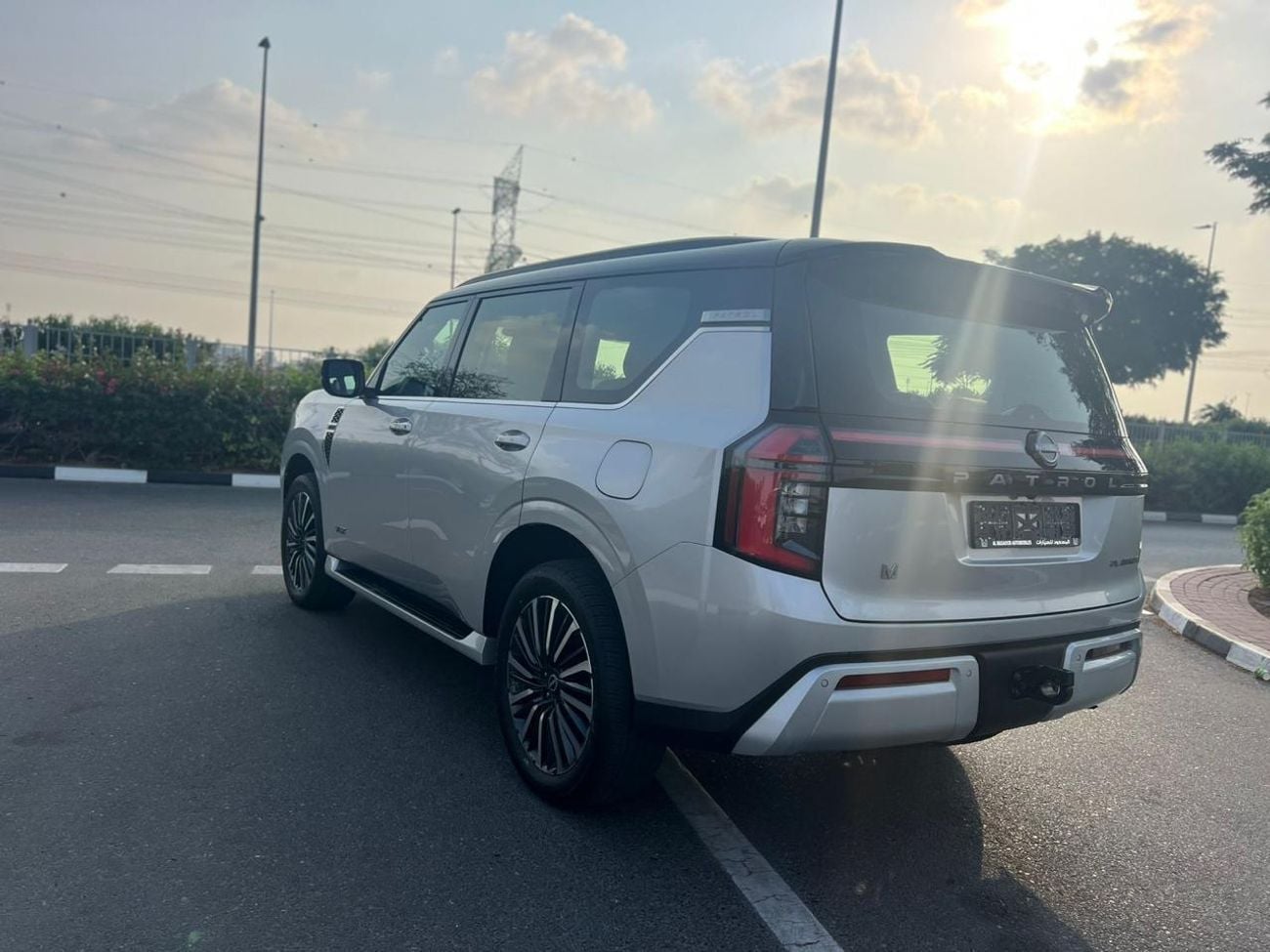 Nissan Patrol LE PLATINUM CITY (EXPORT PRICE)