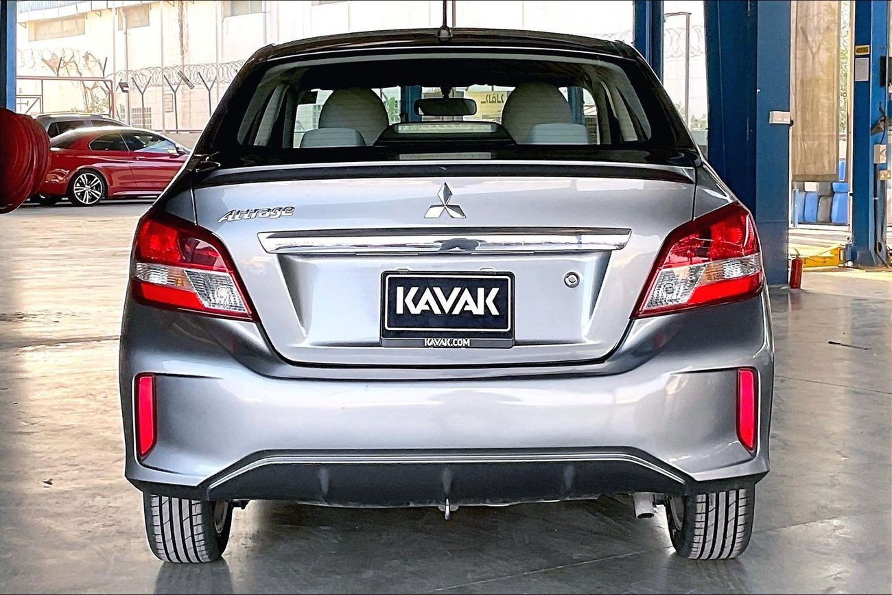 ميتسوبيشي اتراج GLX Full | National Day Celebration | شامل الضمان | 0 ﺪﻔﻋﺓ ﺃﻮﻟﻯ