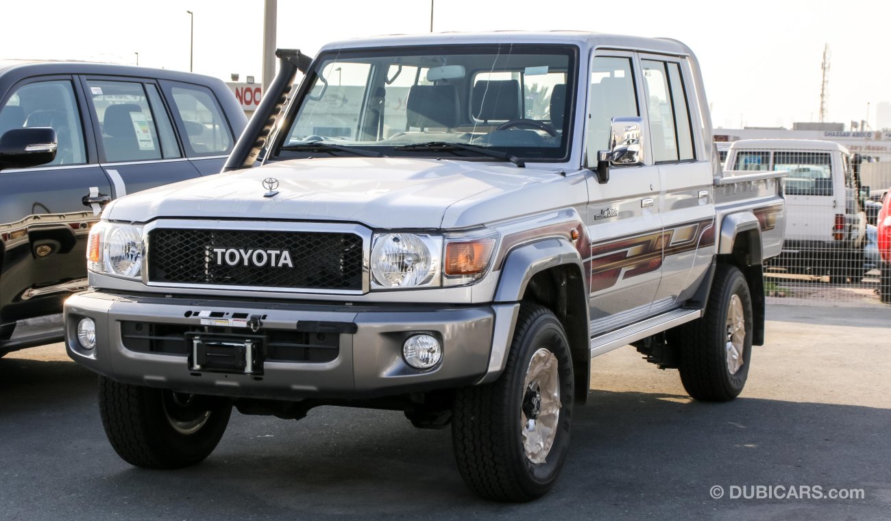 Toyota Land Cruiser Pick Up LX V6