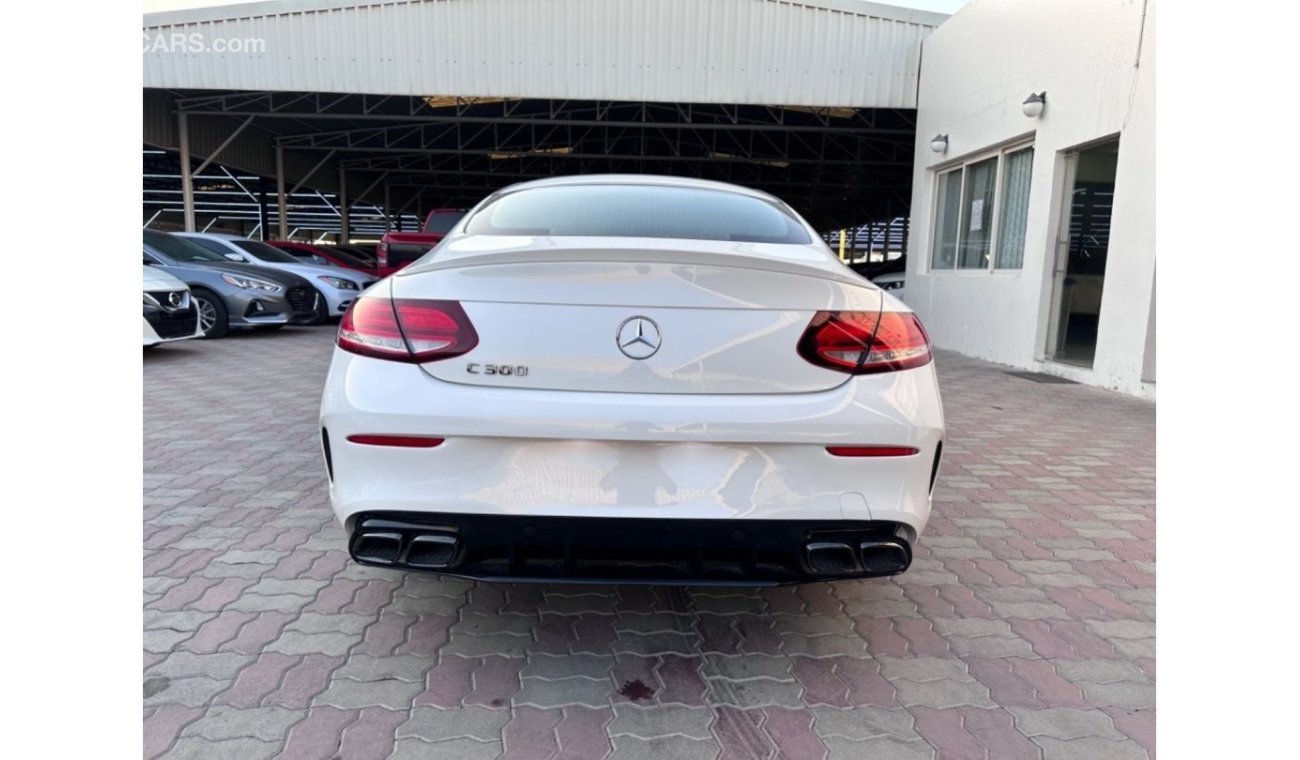 مرسيدس بنز C 300 كوبيه