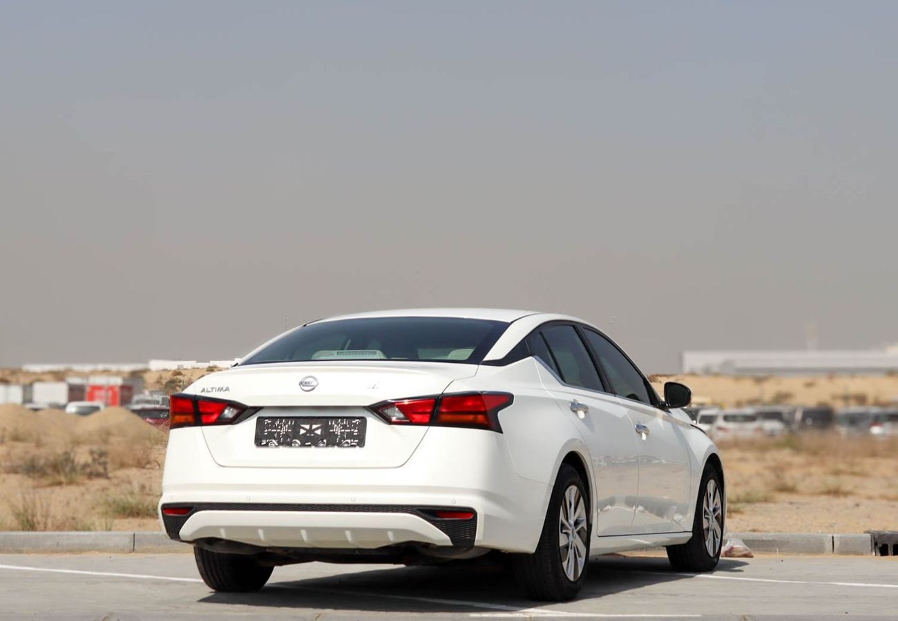 Nissan Altima 2.5 S Nissan Altima 2.5L 2019 GCC, accident-free, in excellent condition 1218 P.M