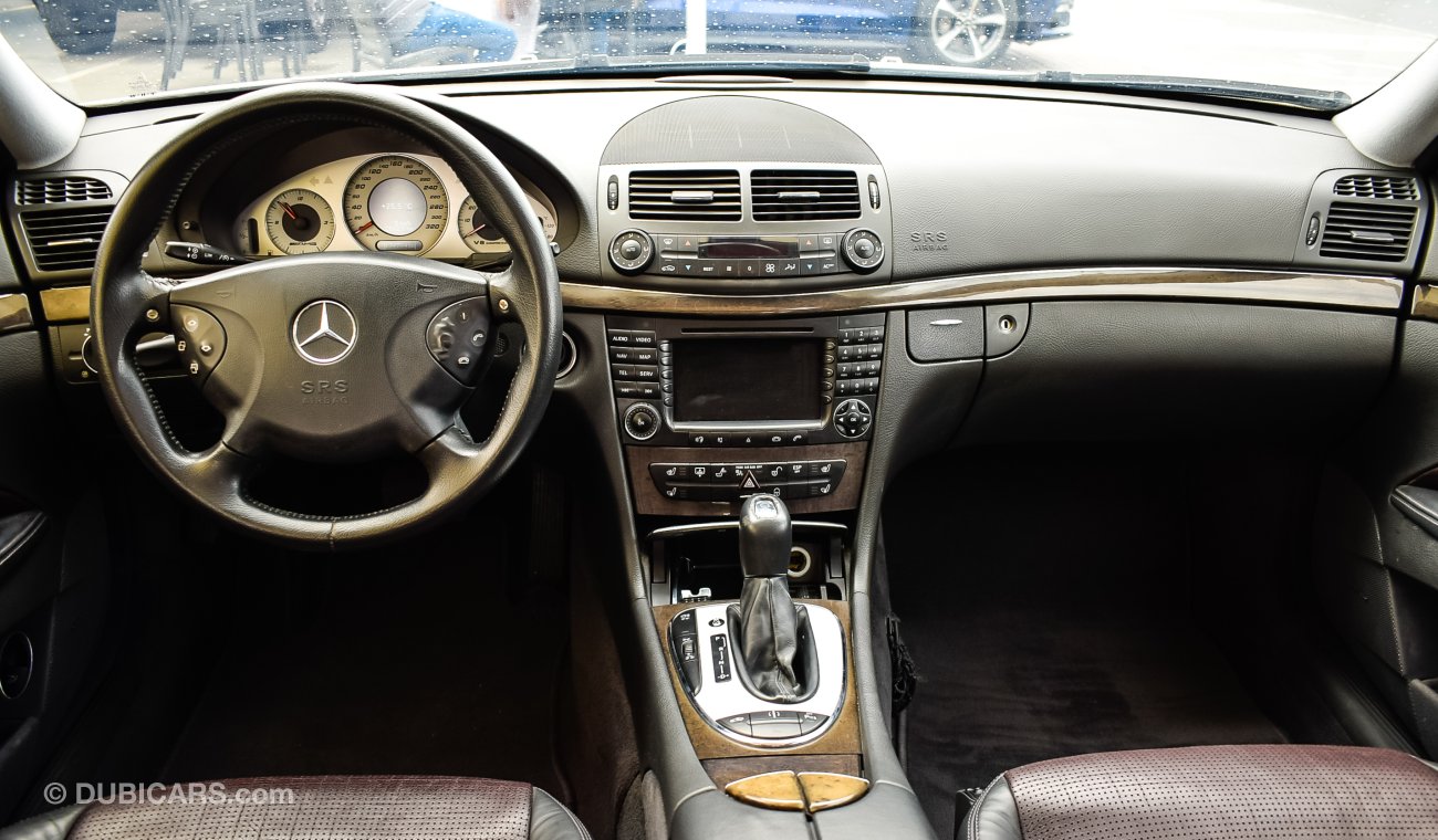 Mercedes-Benz E 55 AMG