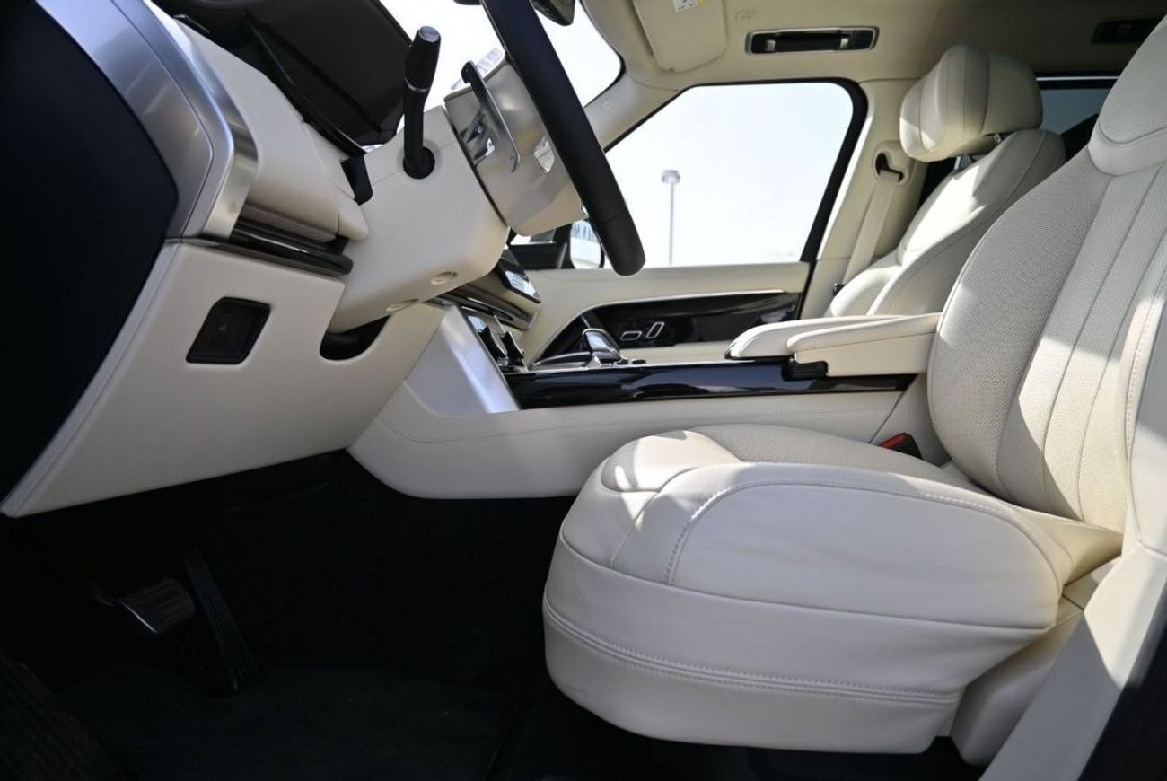 لاند روفر رينج روفر لاند روفر رانج روفر أوتوبايوجرافي 4.4 لتر بنزين ، V8 ، SUV ، دفع رباعي ، 5 أبواب ، 360 كاميرا ، رادا