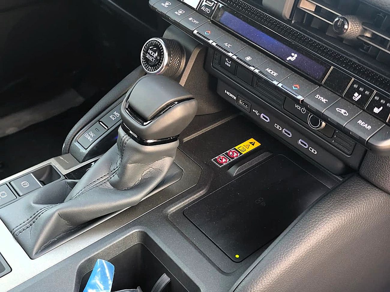 Toyota Prado Adventure Mono Tone 2.4T Toyota land Cruiser Prado 4*4  2.4L Turbo A/T PETROL 2025 black color