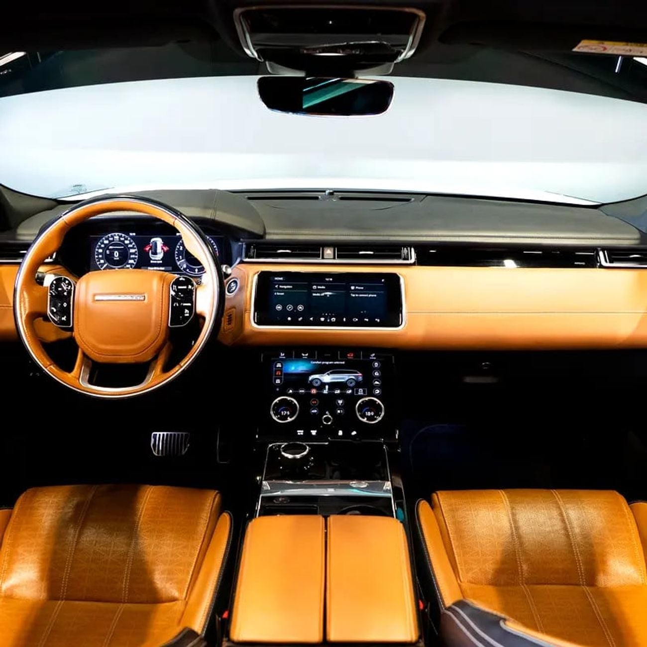 لاند روفر رينج روفر فيلار 2,565 pm • 0% Downpayment • Velar P380 HSE R-Dynamic • 1 Year Warranty