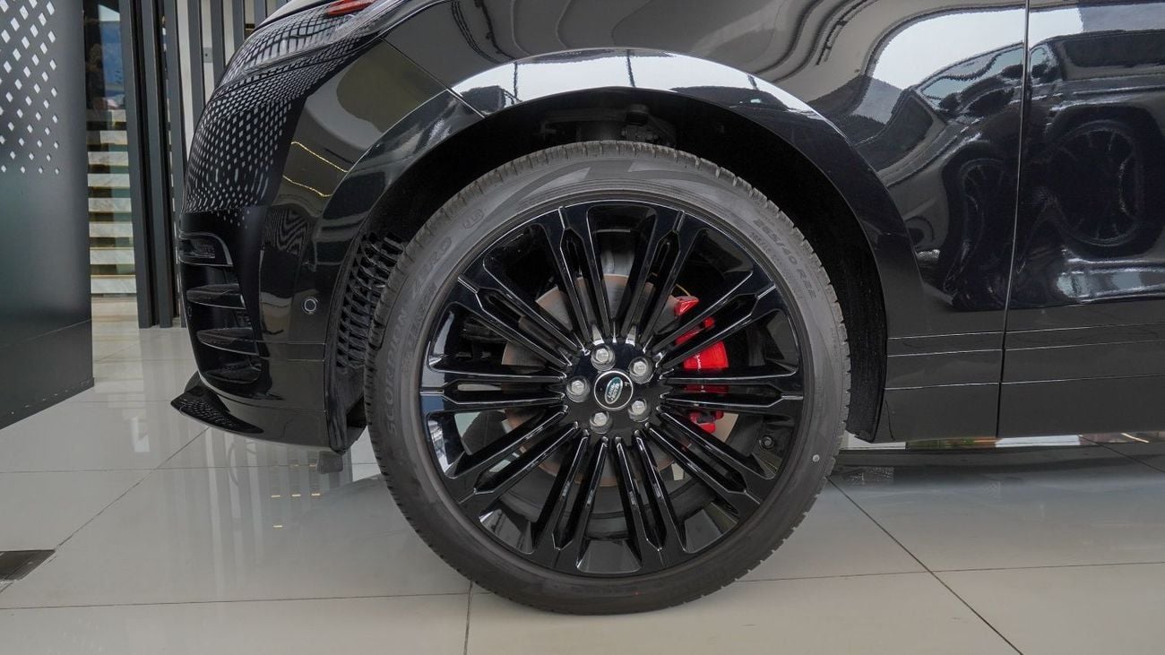 لاند روفر رينج روفر فيلار Range Rover Velar P250 SE - R Dynamic | HUD | Hydraulic | 22 Alloy Wheels | 3 YEARS WARRANTY | 2025 