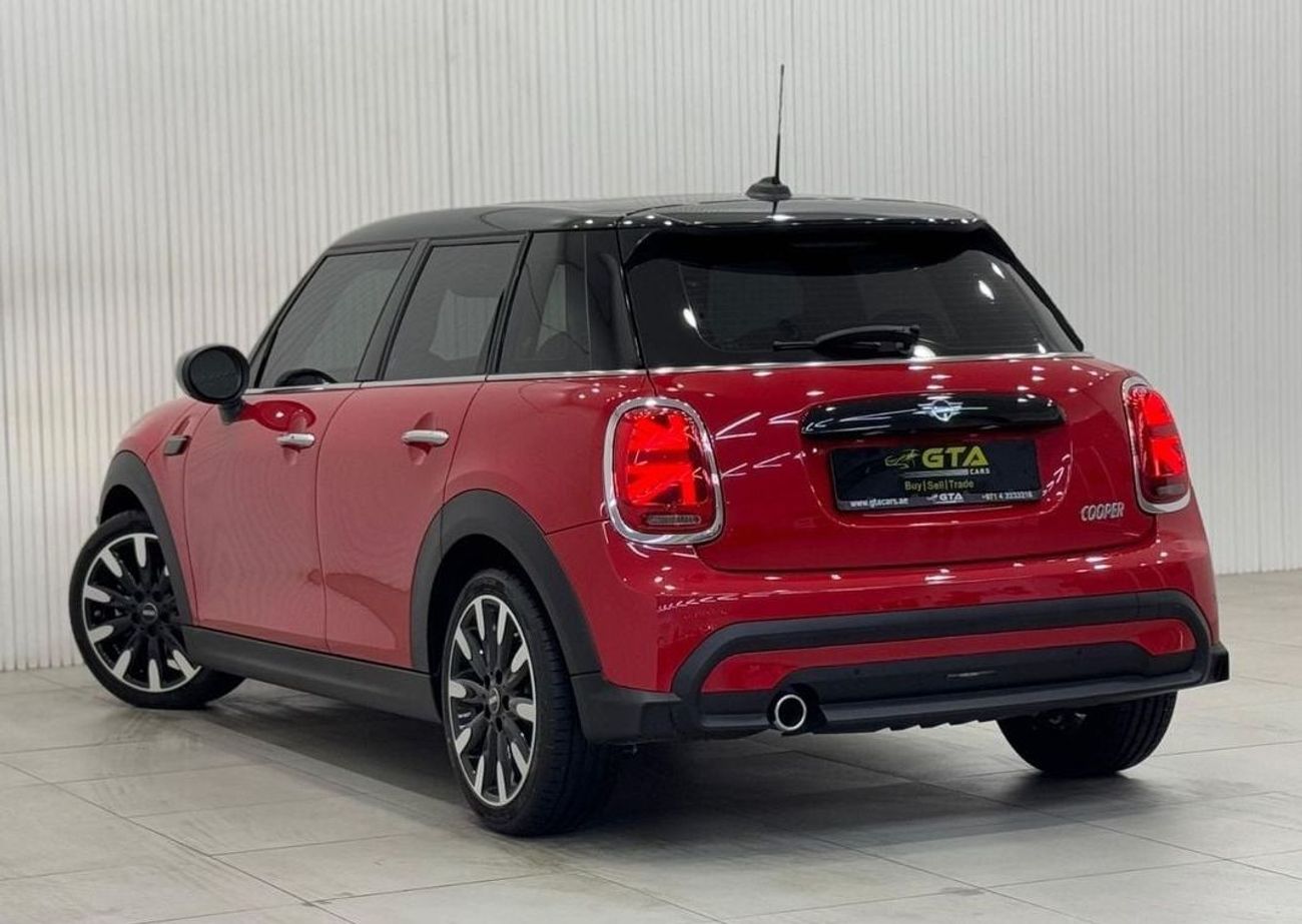 ميني كوبر Std 1.5L (4 Seater) 2024 Mini Cooper, Agency Warranty 05/29+ Service Package, Full Service History,
