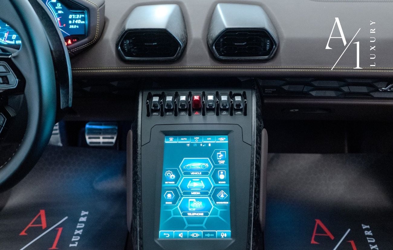 Lamborghini Huracan EVO Coupe RWD 2022 Lamborghini Huracan EVO V10, Excellent Condition, Fully Loaded, Forged Carbon Int