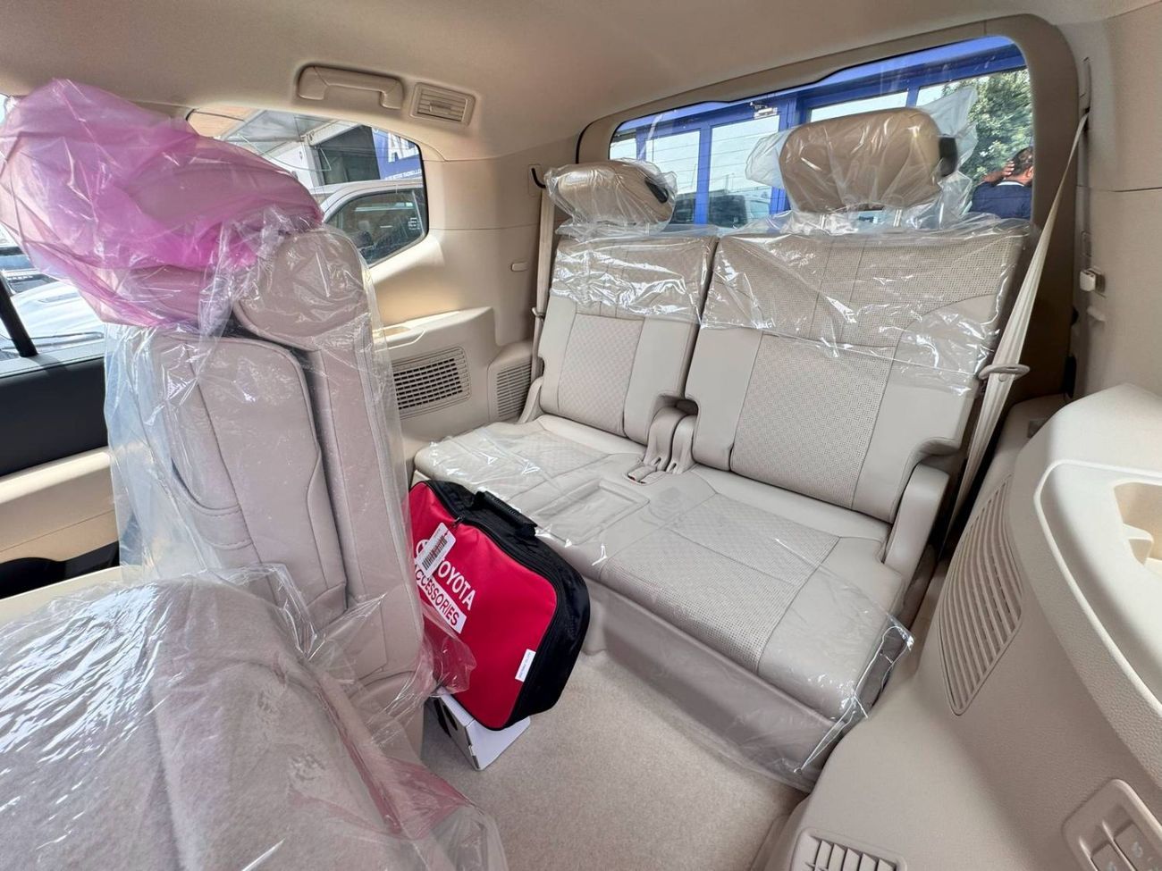 تويوتا لاند كروزر 2025 TOYOTA LAND CRUISER VX 3.5L HYBRID 4X4 BRAND NEW 0KM