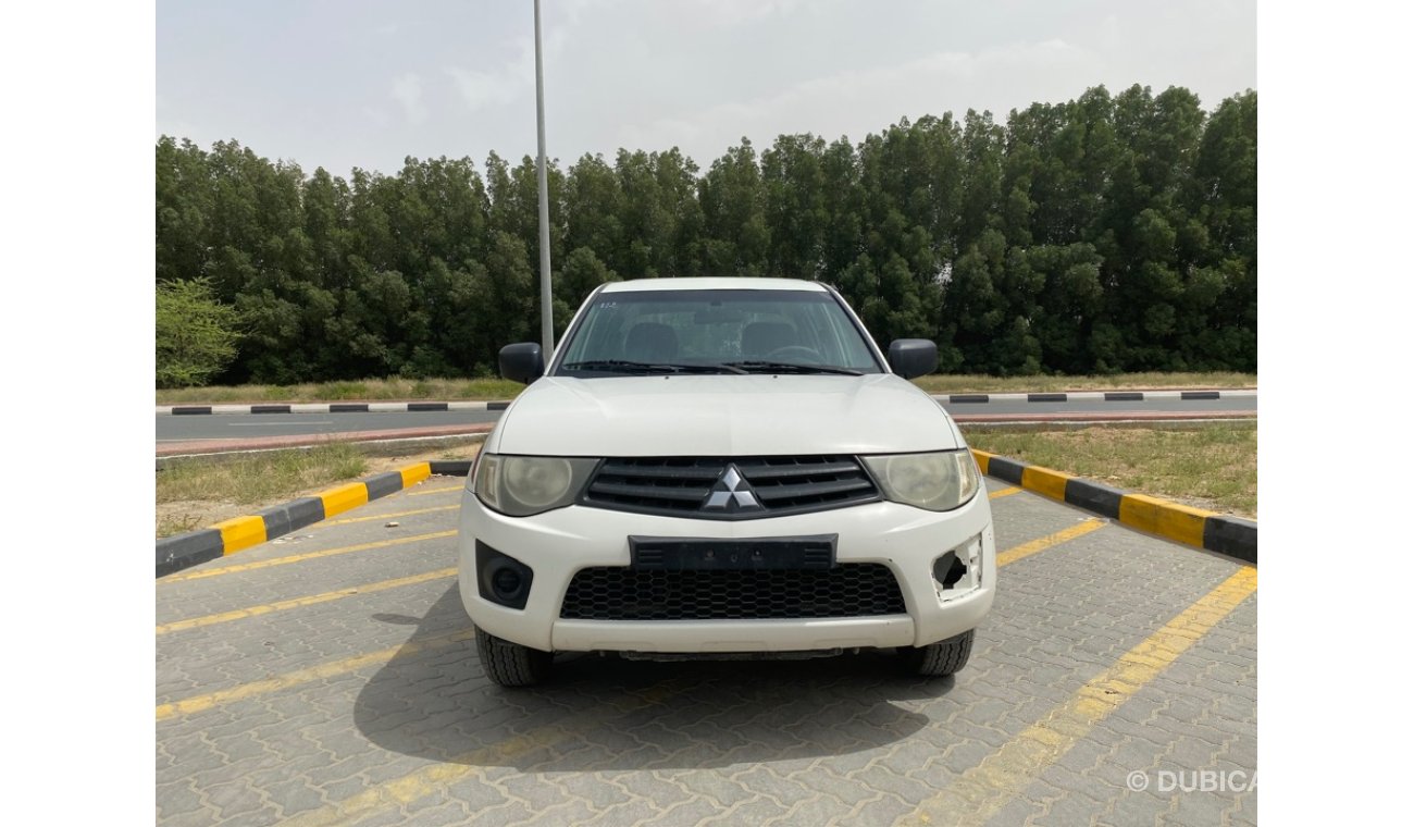 Mitsubishi L200 2013 4x2 Ref#112