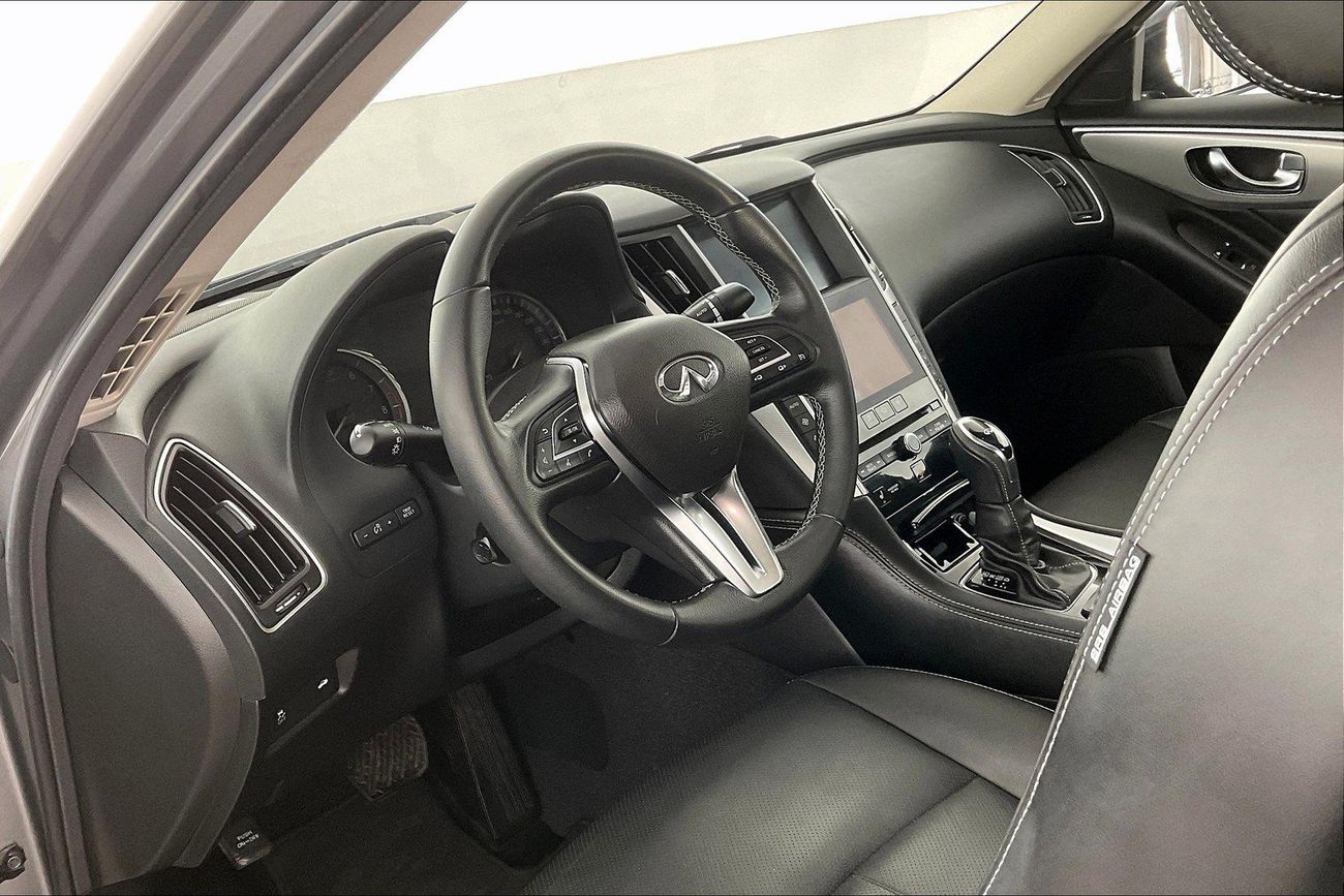 Infiniti Q50 Premium / Luxe | Guaranteed Warranty | 0 Down Payment