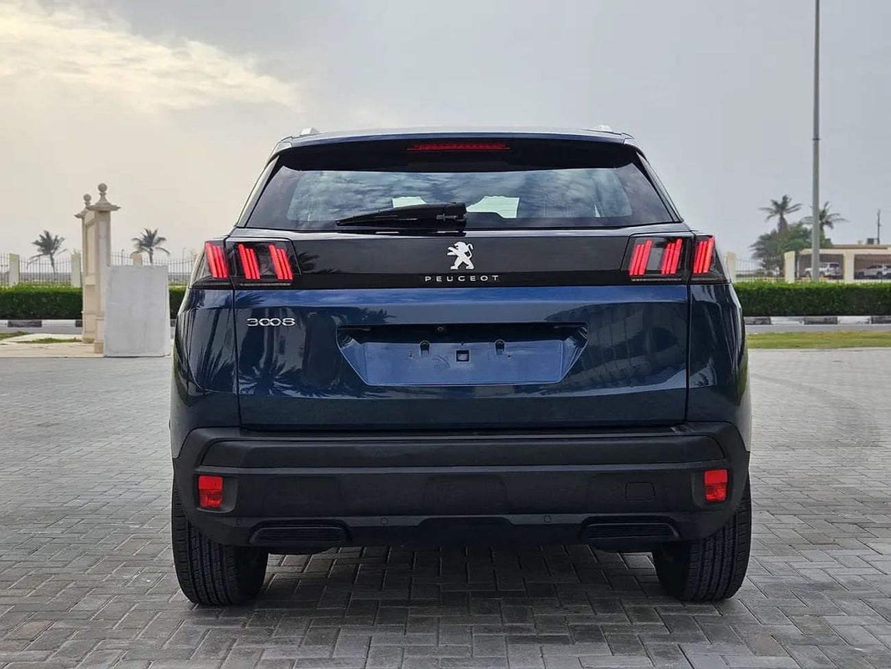 بيجو 3008 Active | GCC Specs | Low Mileage Single Owner Very Clean And Well Maintained
