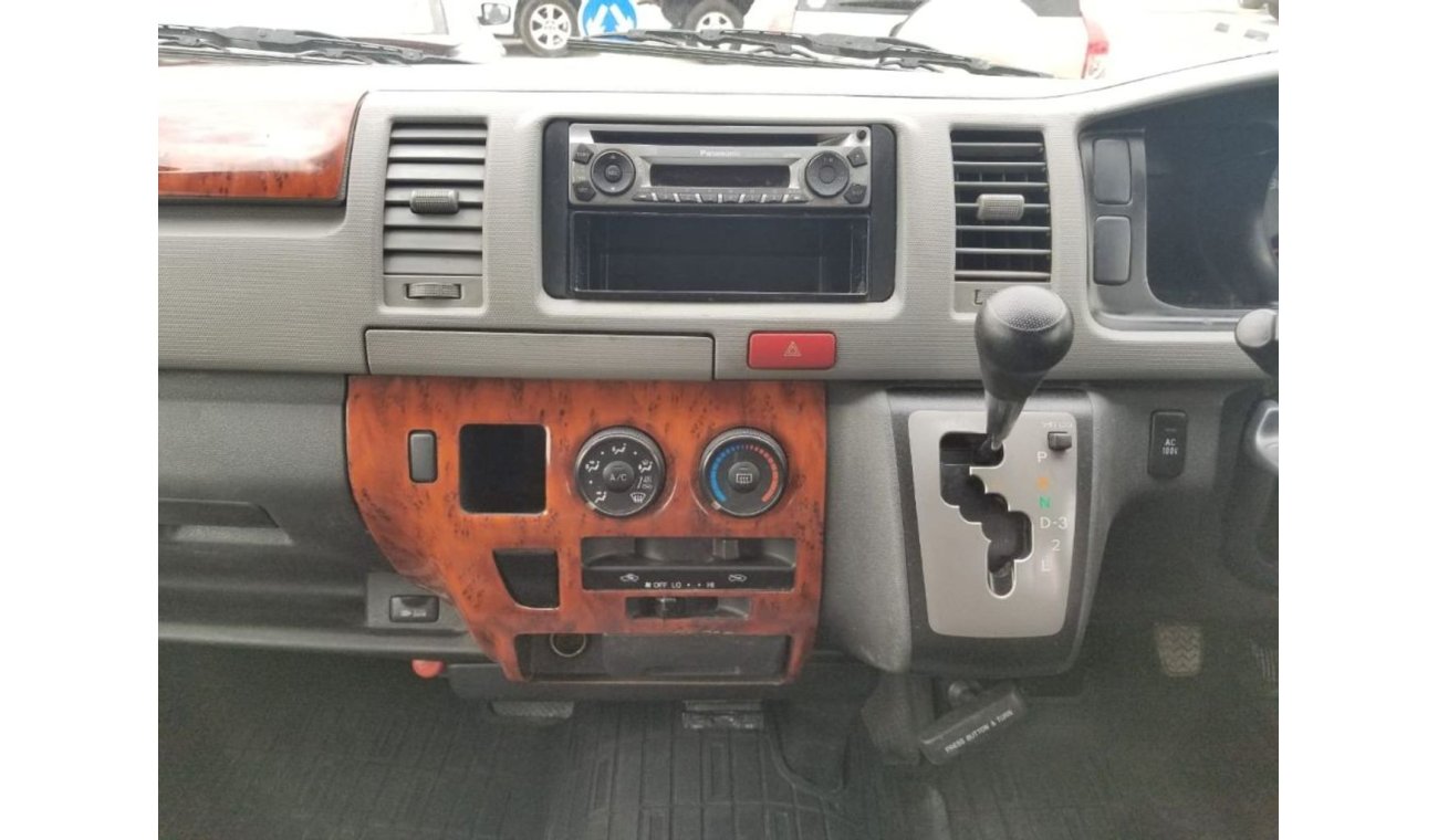 Toyota Hiace Hiace RIGHT HAND DRIVE (Stock no PM 564 )