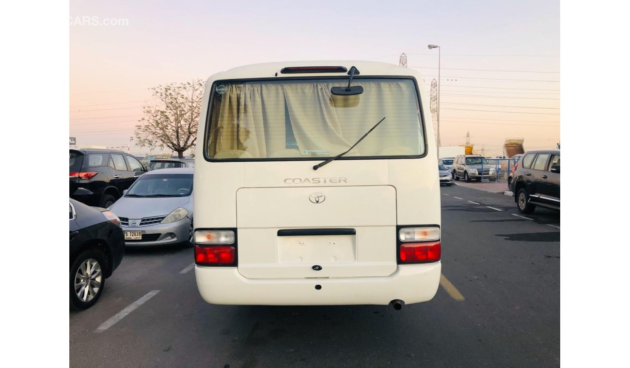 Toyota Coaster 30 Seater - Full Air Condition - Clean interior & exterior - Special price for ANGOLA