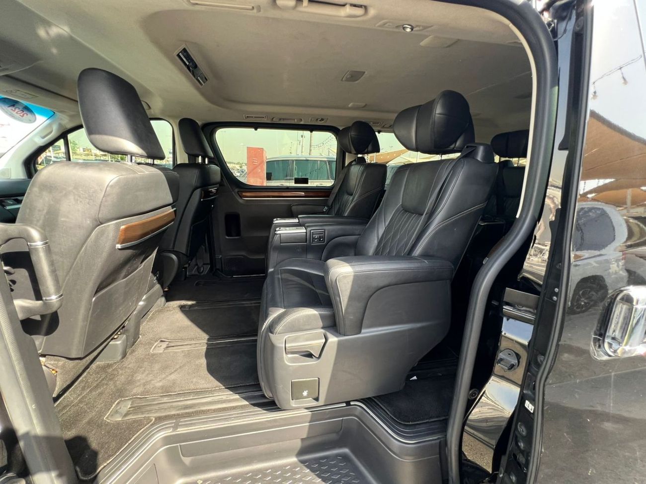 Toyota Granvia TOYOTA GRANVIA 2021 3.5L Premium/V6