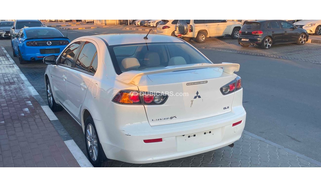 Mitsubishi Lancer Full option GLS  ‏بدون صبغ