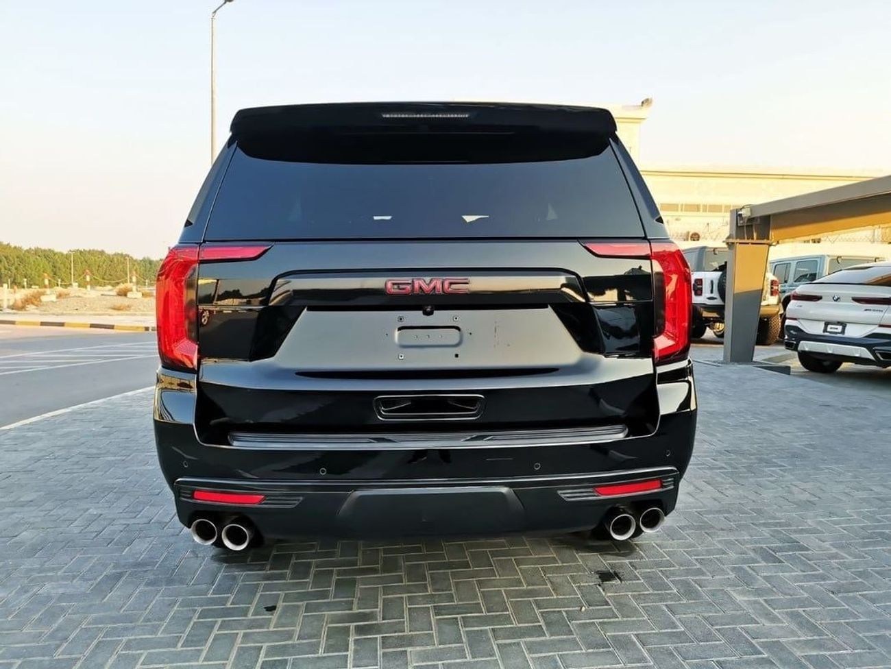 GMC Yukon Denali 6.2L (8 Seater) GMC Denali ( Short ) - 2021 - Black Edition