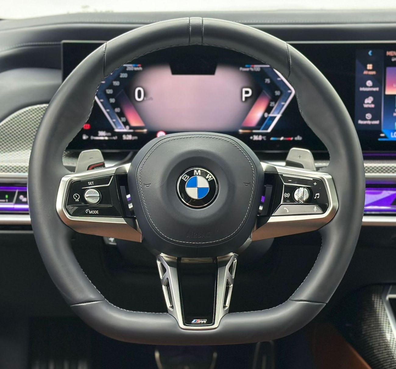 بي أم دبليو 760i 2024 BMW 760i xDrive M-Sport, 2028 BMW Warranty and Service Pack, BMW Service History, GCC