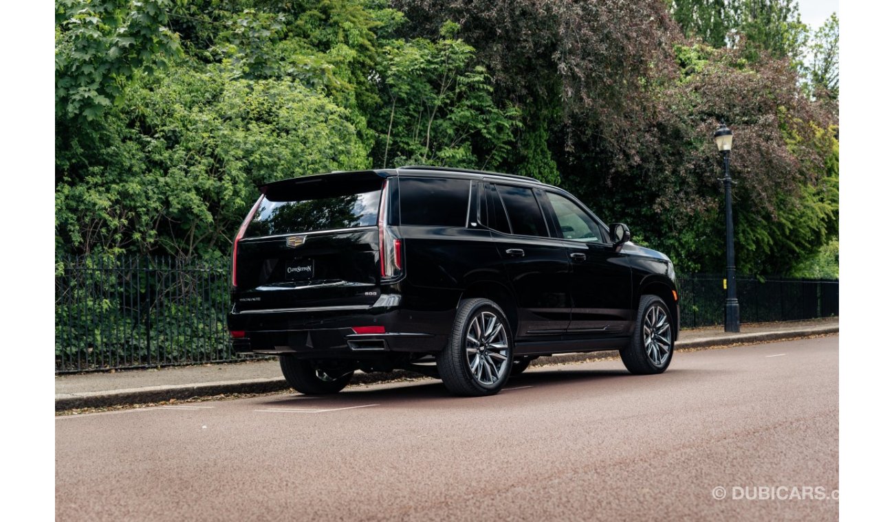 Cadillac Escalade Sport Premium 6.2 | This car is in London and can be shipped to anywhere in the world