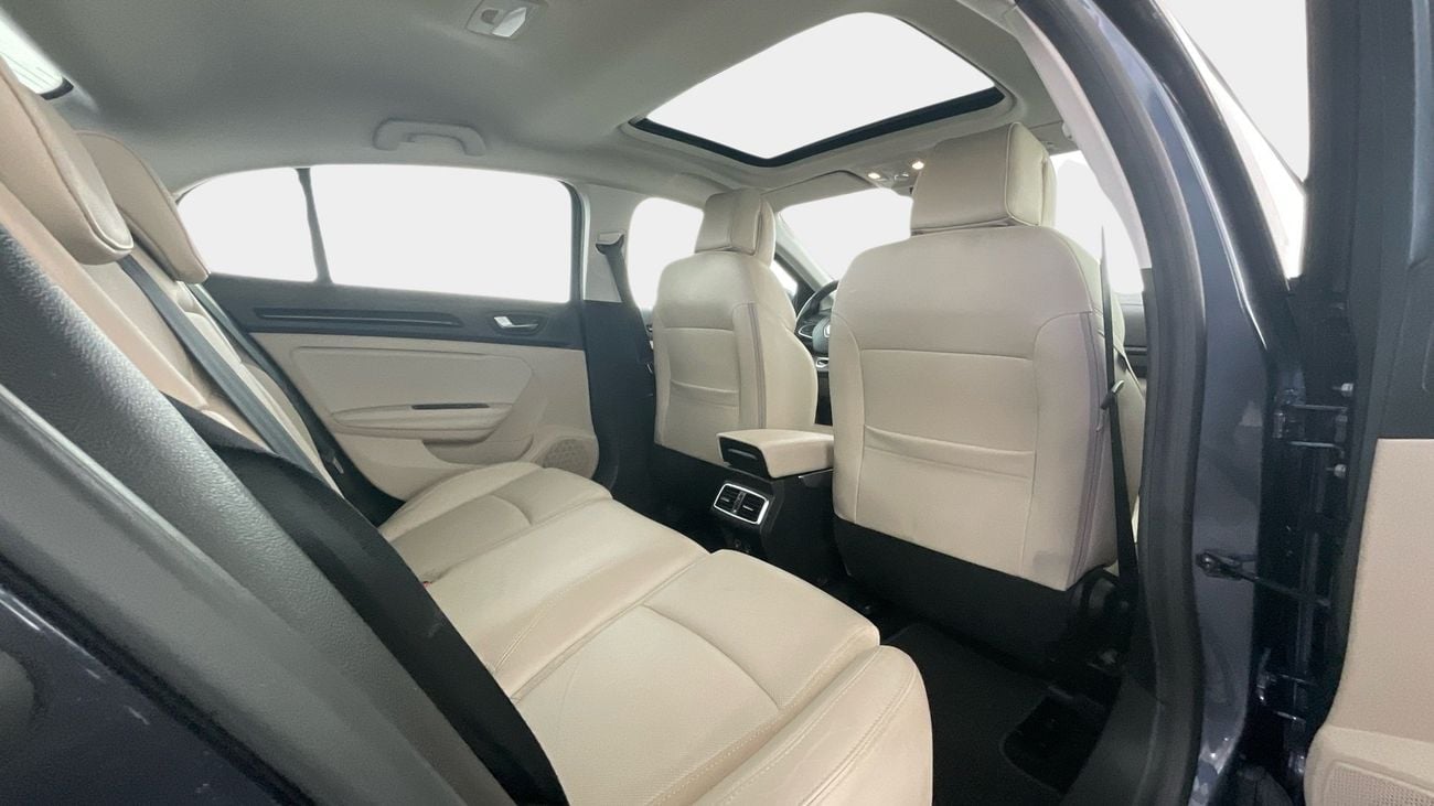 رينو ميجان LE+ | upto AED 20,000 Ramadan Discount | شامل الضمان | 0 ﺪﻔﻋﺓ ﺃﻮﻟﻯ