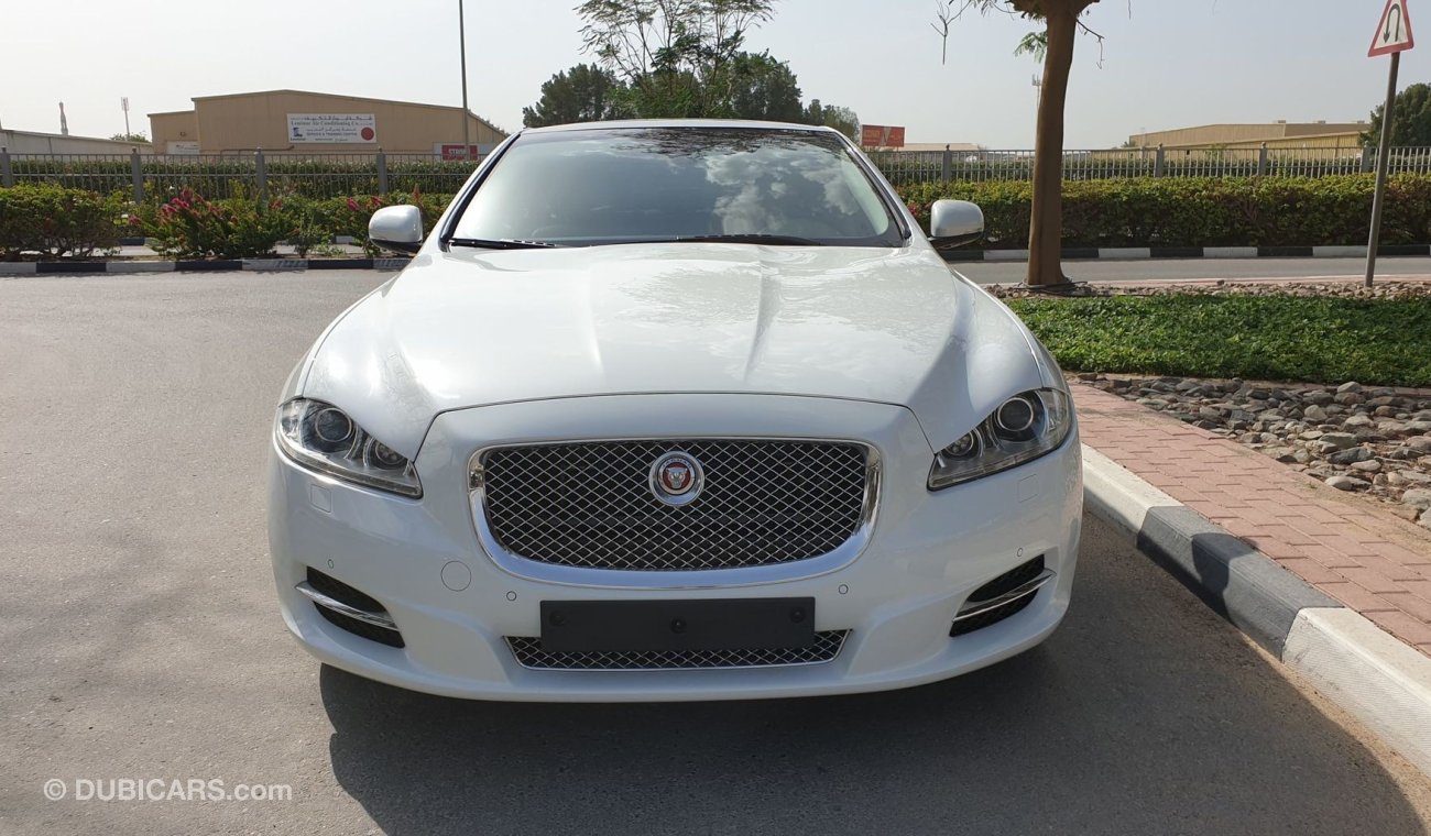 Jaguar XJ L 2015 FULL SERVICE HISTORY FROM AL TAYER