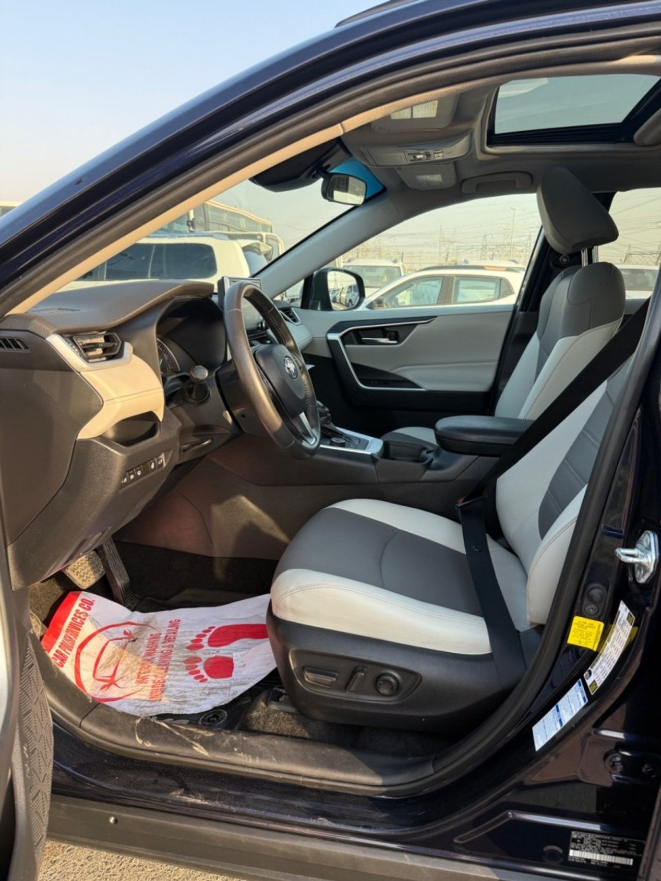 Toyota RAV4 XLE 2.5L