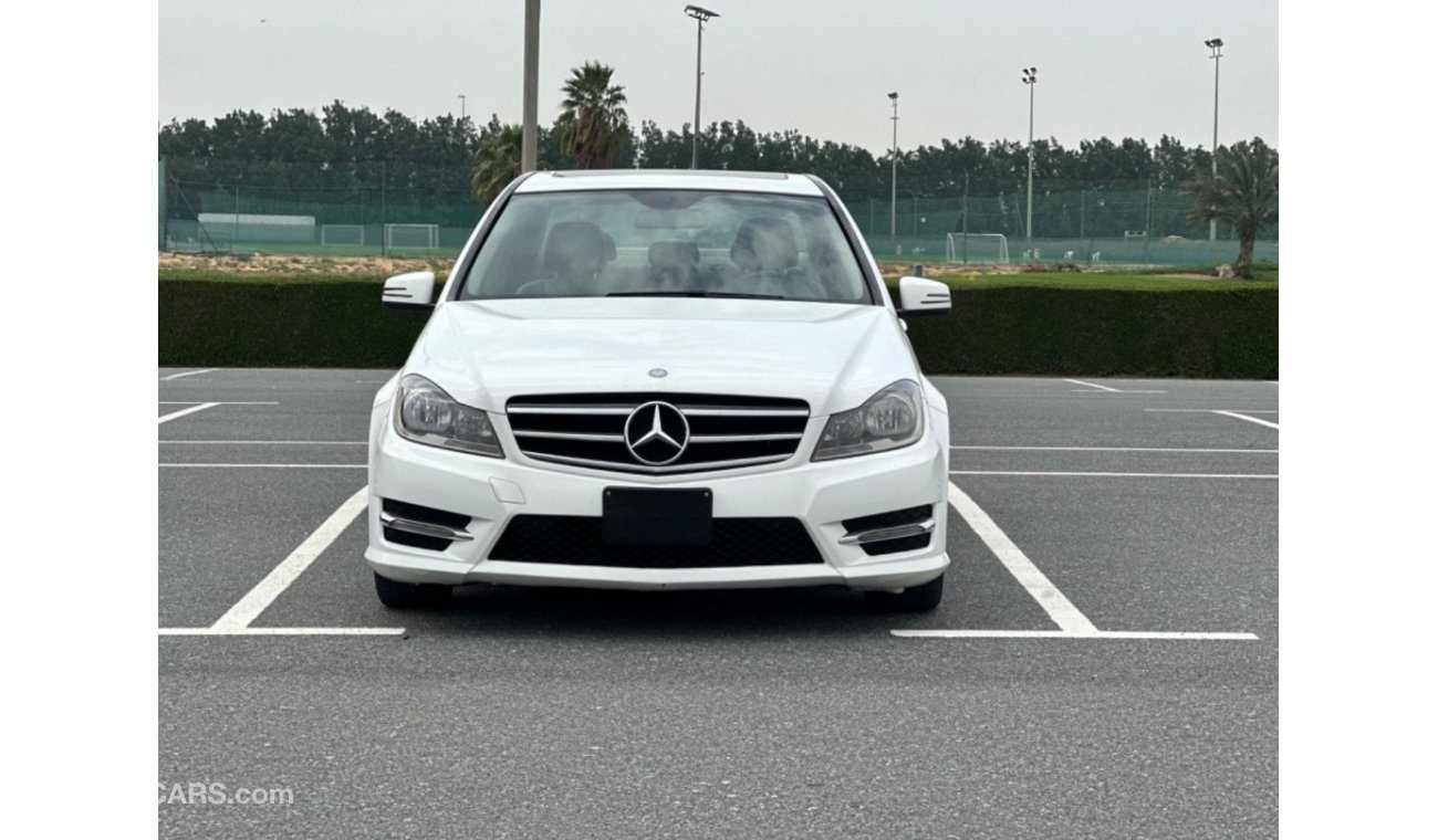 مرسيدس بنز C 250 موديل 2014 حاله ممتازه من الداخل والخارج فل مواصفات فتحه وجلد